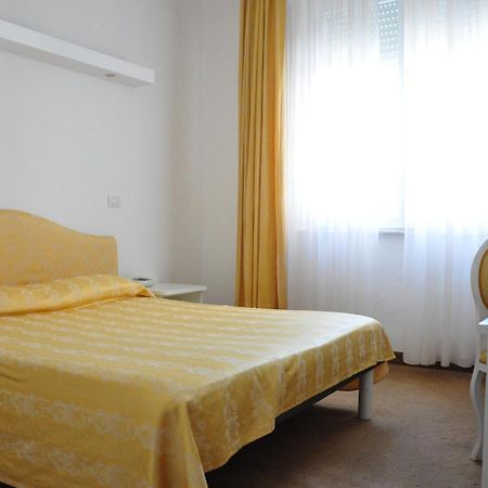 Hotel Sirena Senigallia Exterior foto