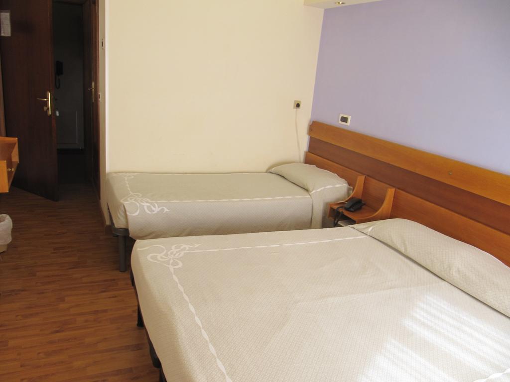Hotel Sirena Senigallia Habitación foto