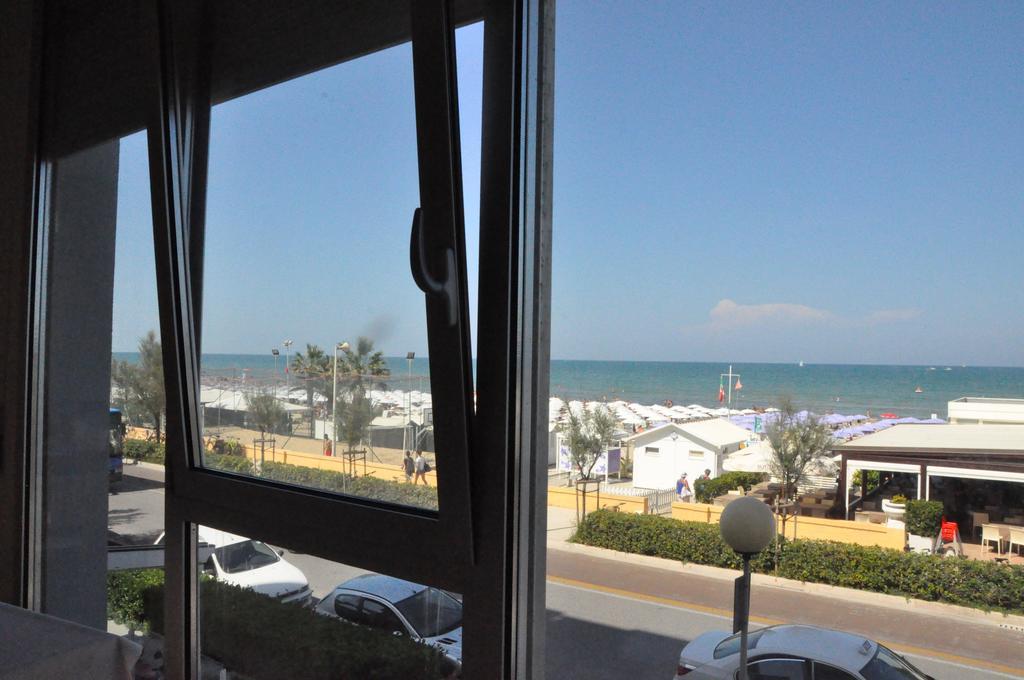 Hotel Sirena Senigallia Exterior foto