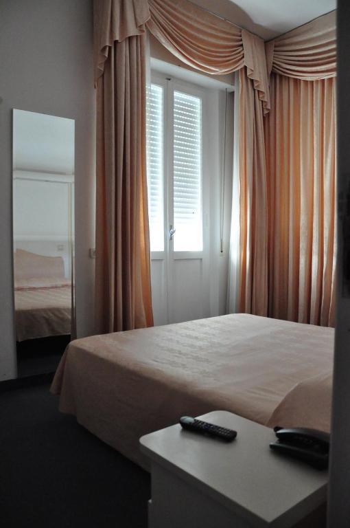 Hotel Sirena Senigallia Habitación foto