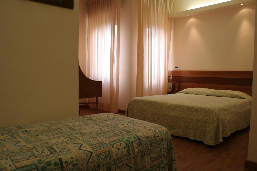 Hotel Sirena Senigallia Exterior foto
